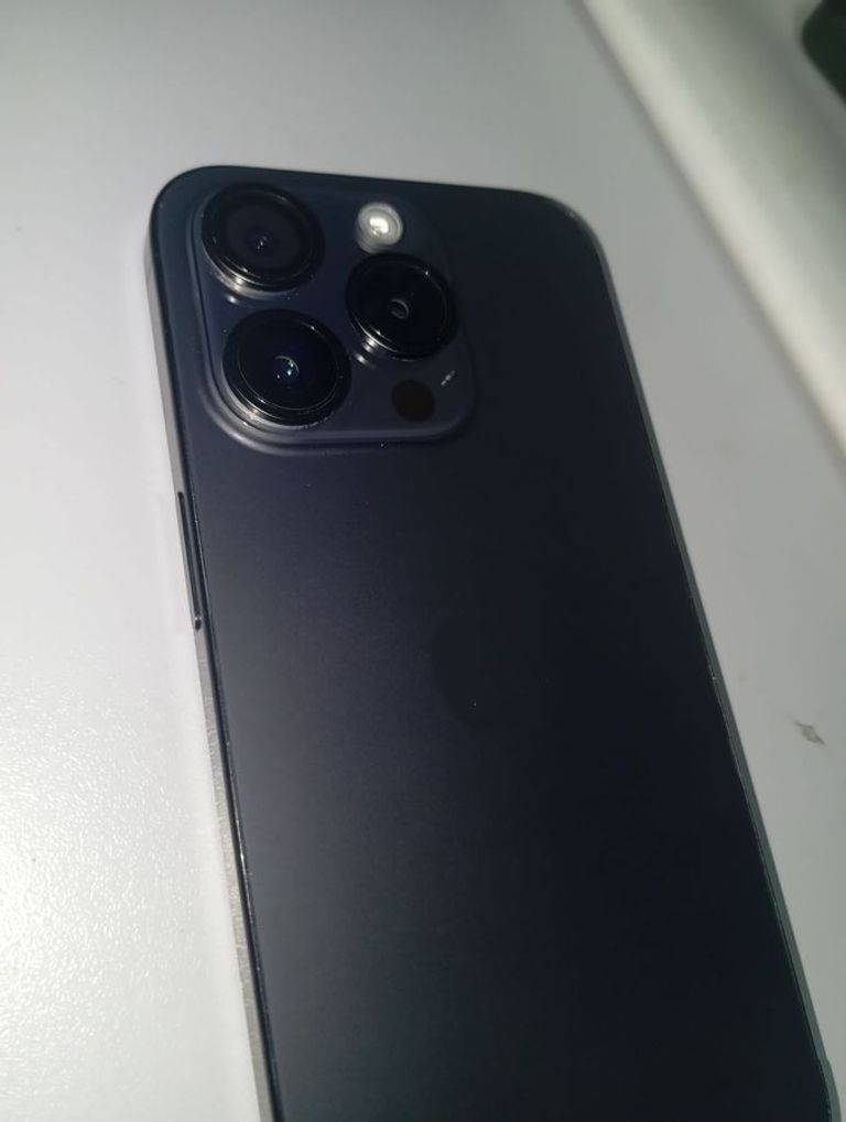 Apple iphone 15 pro 256gb Код:01-200788925. Изображение 5