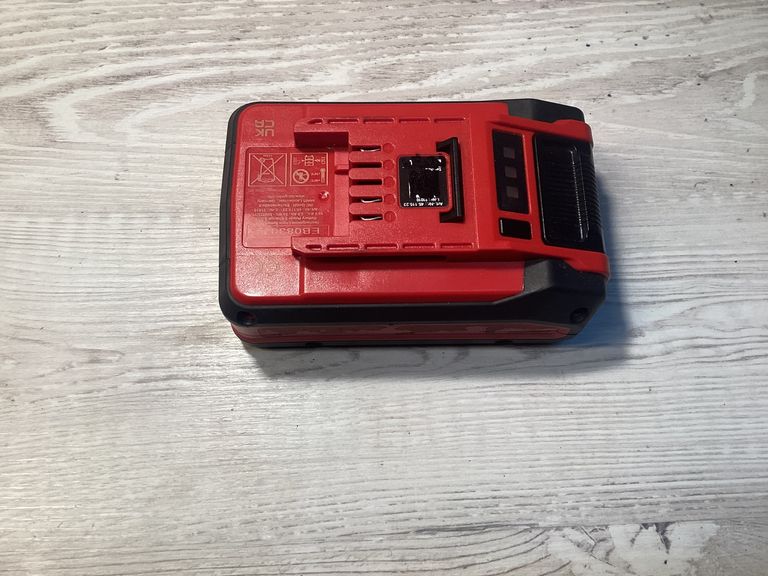 Купити Einhell Power-X-Change 18V  Б/У