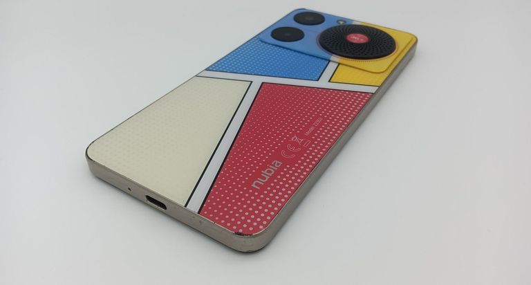 Дешиво Zte Nubia Music 4/128GB POP Art с ломбарда