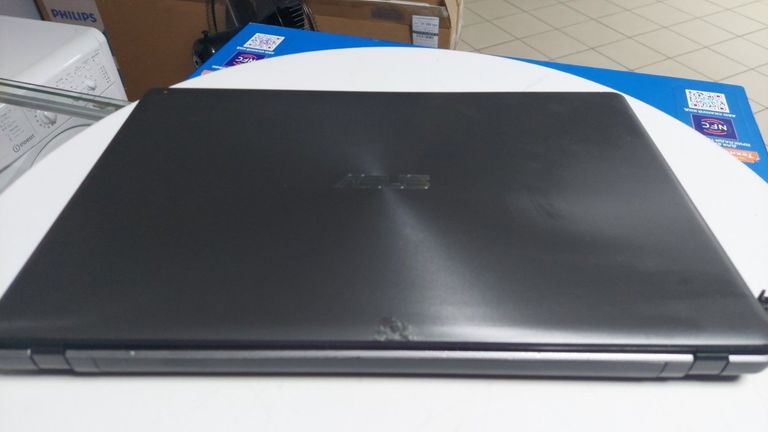 Дешиво Asus 15/celeron 1007u ddr3/4gb ddr3/hdd 500 gb/ssd *відсутній/*інтегрована с ломбарда