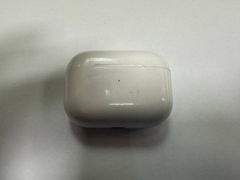 Оголошення Apple airpods pro 2nd generation magsafe Б/У