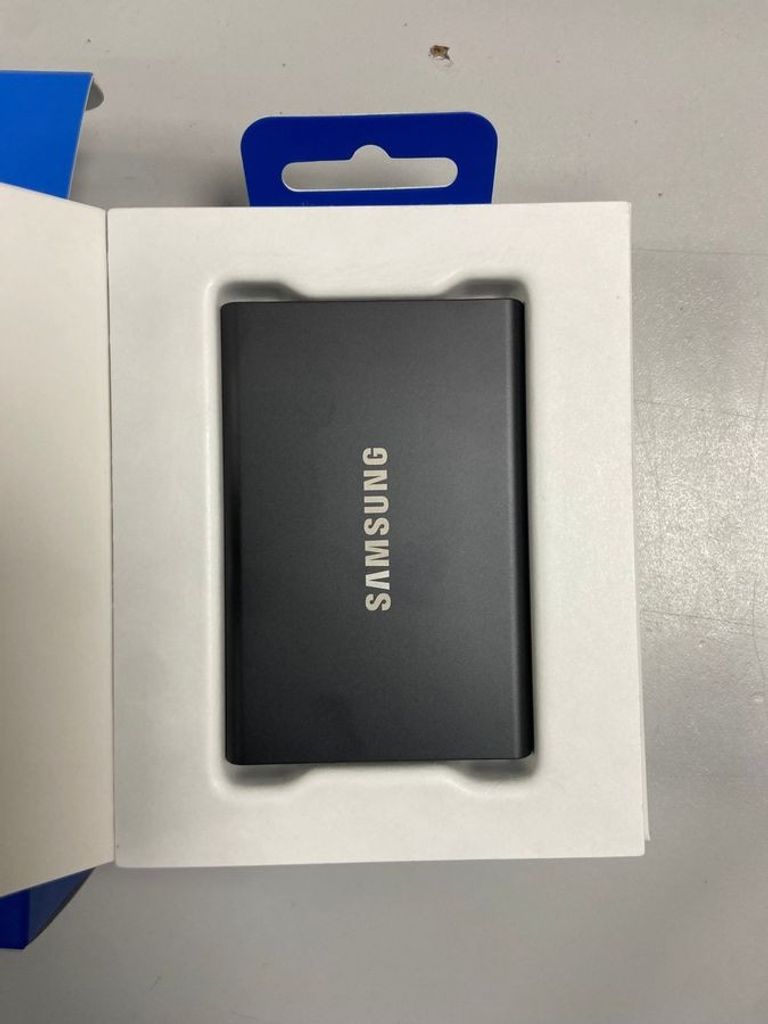 Объявление Samsung t7 2 tb titan Б/У