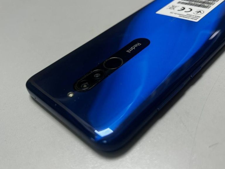 Дешево Xiaomi Redmi 8 3/32GB Blue з ломбарду