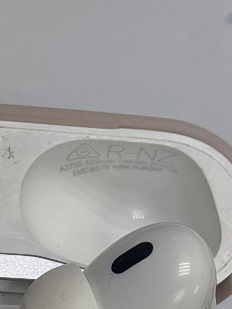 Дешево Apple airpods pro 2nd generation з ломбарду