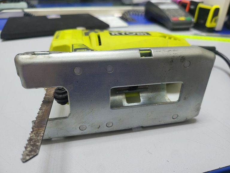 Дешево Ryobi RJS720-G з ломбарду