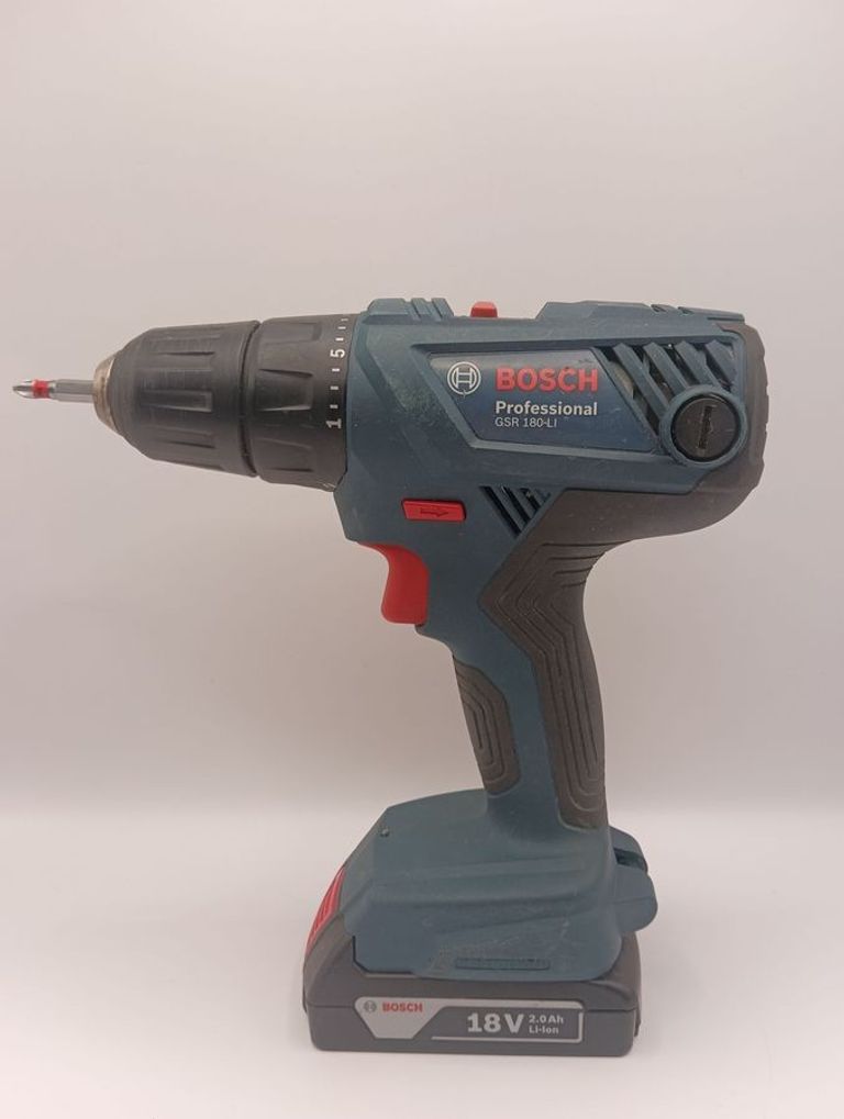 Оголошення Bosch gsr 180 li Б/У