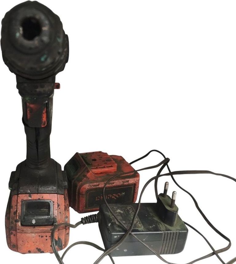 Оголошення Dnipro-M cd-182q 2акб зп Б/У