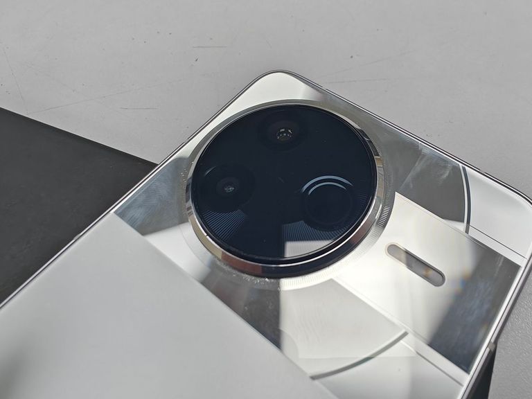 Poco F7 Pro 12/512GB Black Код:01-200833284. Зображення 5