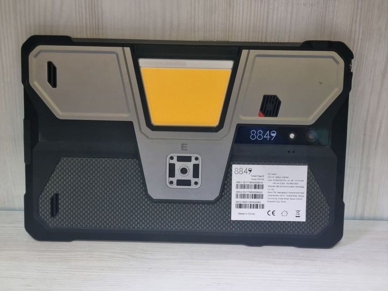 Купити Unihertz Tank Pad E 12/512GB Black Б/У