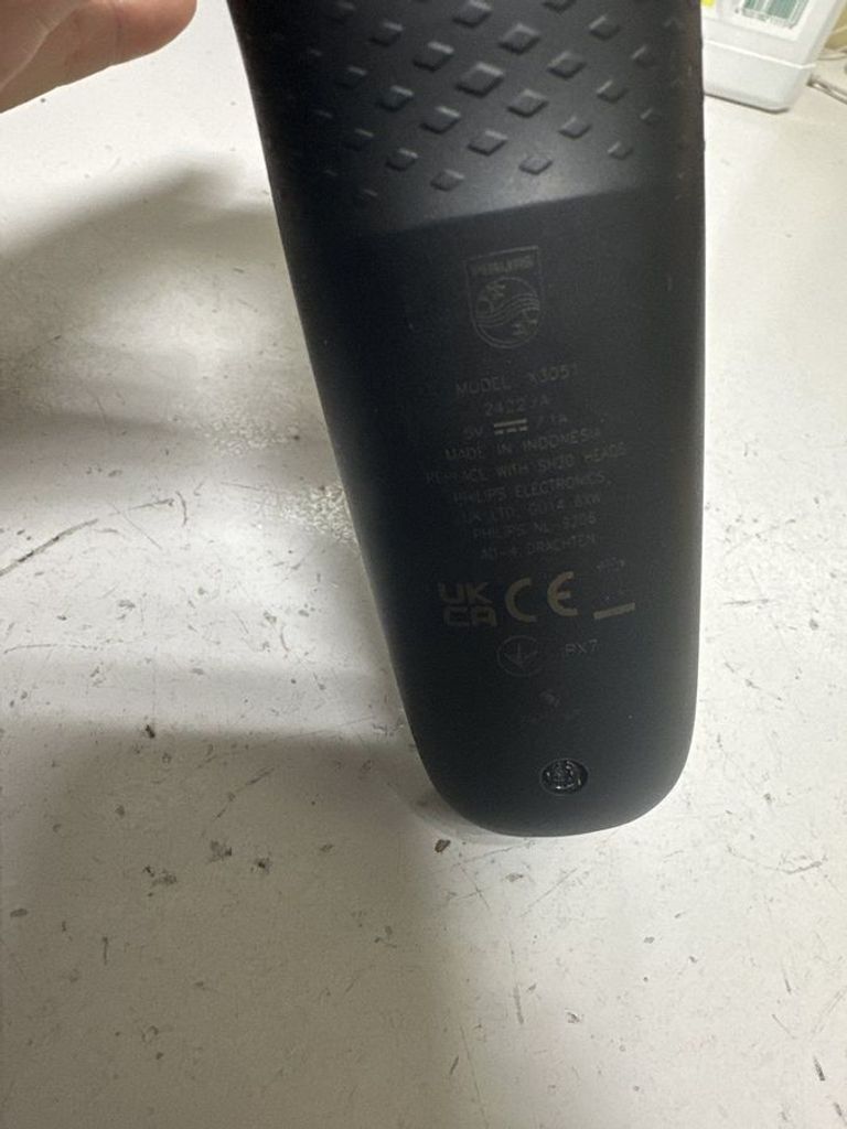 Дешиво Philips Shaver Series 3000X X3051/00 с ломбарда