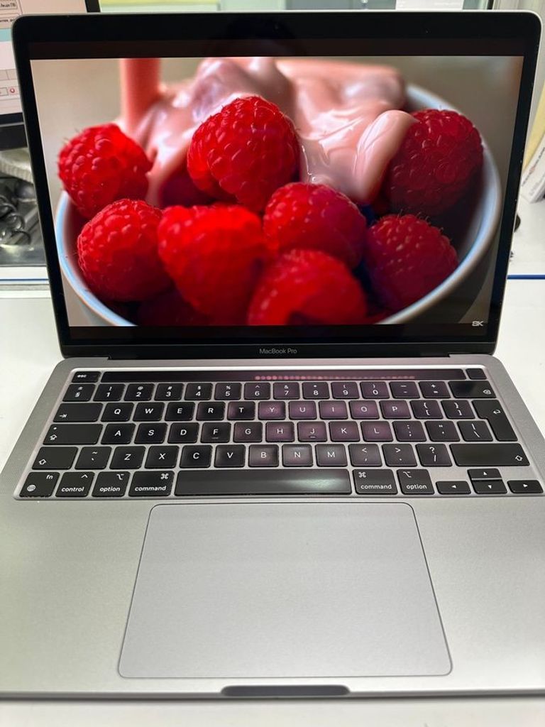 Apple a2338/macbook pro 13,3 /m1 8-gpu/ ram8gb/ ssd512gb/ retina/ truetone/ touch bar Код:01-200846387. Зображення 10