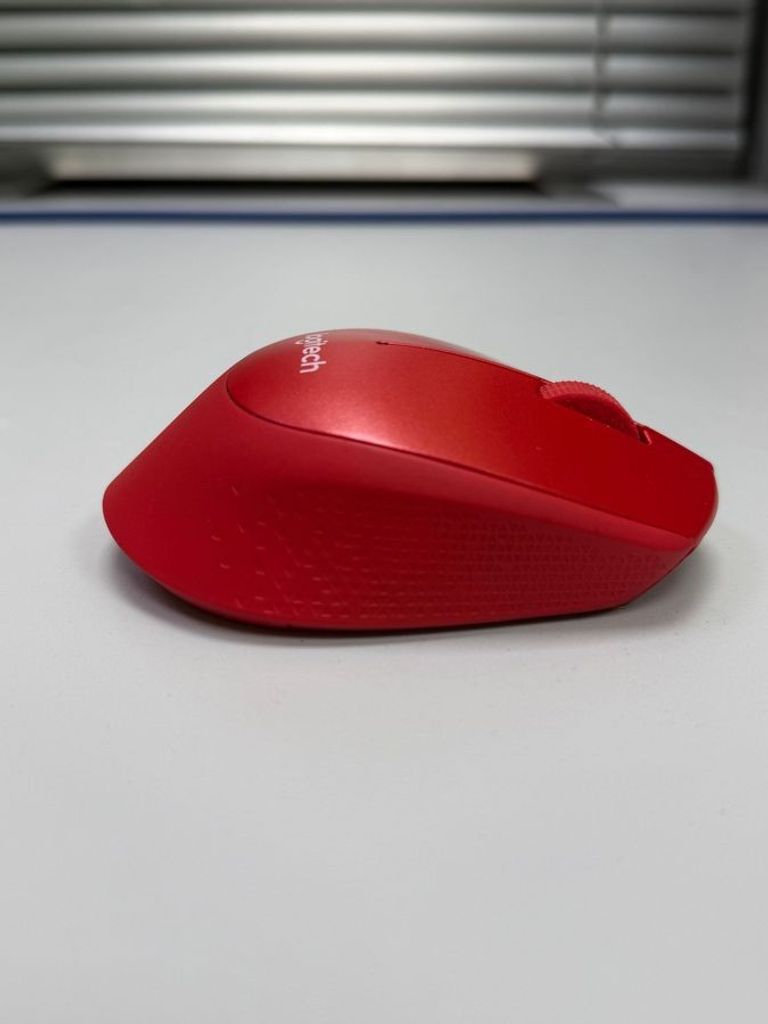 Оголошення Logitech M330 Silent Plus Red (910-004911) Б/У