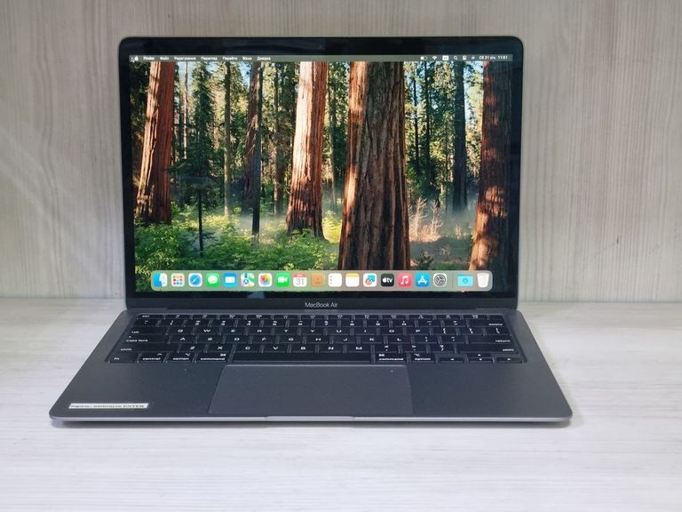 Дешево Apple macbook air 13" 2020 a2179 core i3 1,1ghz/ram8gb/ssd256gb/intel iris plus graphics з ломбарду