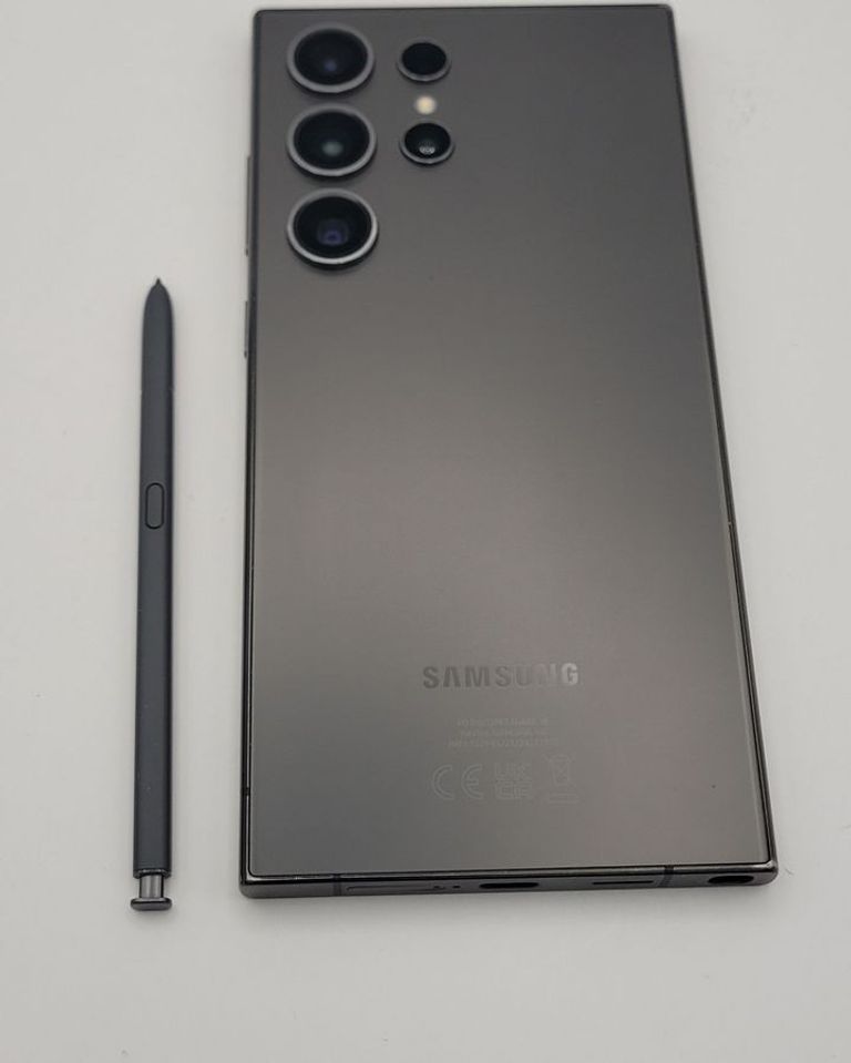 Распродажа Samsung galaxy s24 ultra 12/256gb, продавец Техноскарб