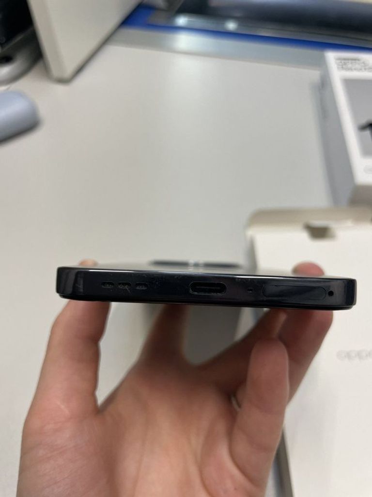 Дешиво Oppo reno 12f 8/256gb cph2687 с ломбарда