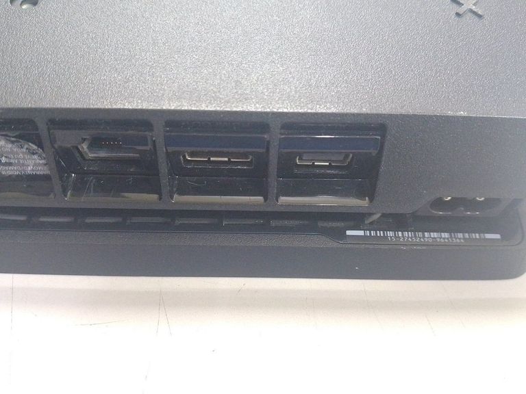 Дешево  Sony PlayStation 4 Slim 1TB Black з ломбарду