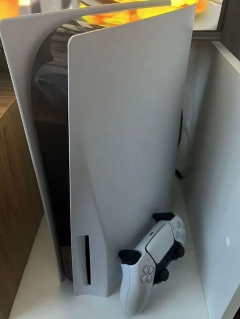 Купити Sony плейстейшн 5 Б/У