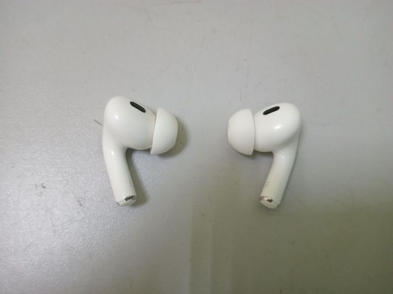 Дешиво Apple airpods pro 2nd generation with magsafe charging case usb-c с ломбарда