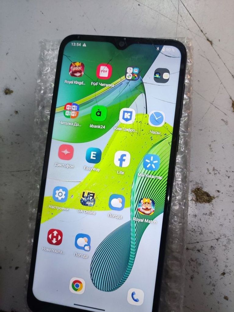 Купити Motorola moto e13 8/128gb xt2345-3 Б/У