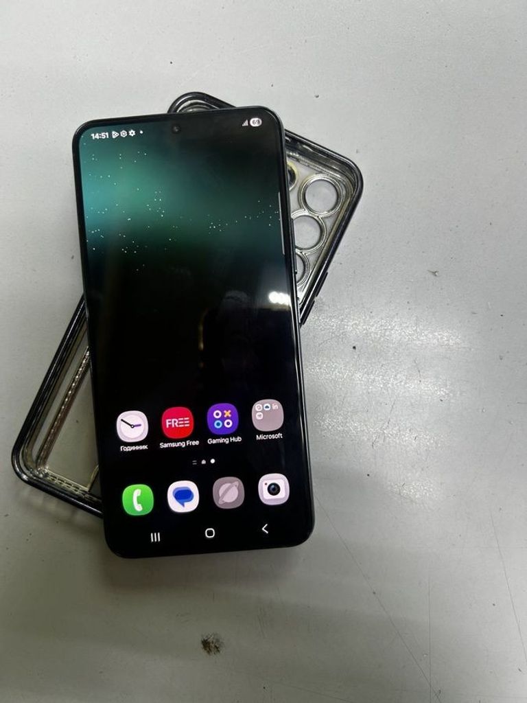 Объявление Samsung s901b galaxy s22 8/128gb Б/У