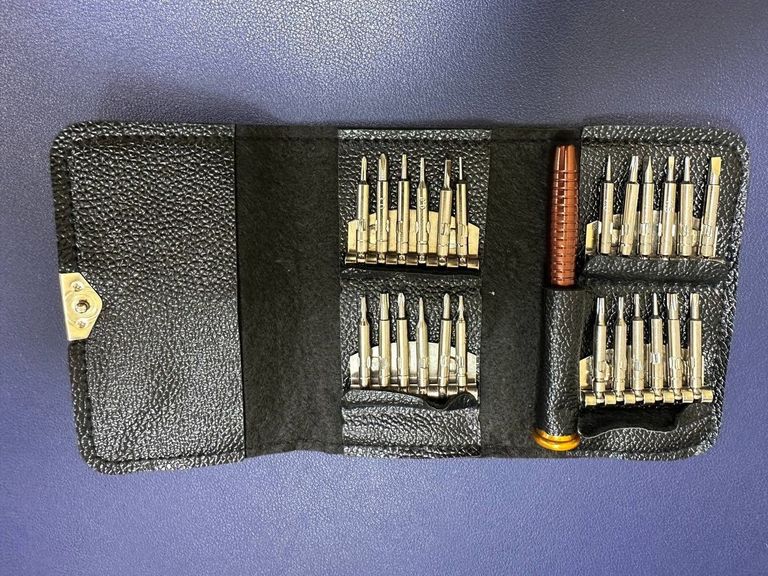 Купити 25 предметів Б/У