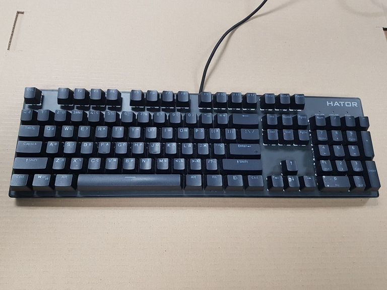 Дешево Hator icefall mecha rainbow з ломбарду