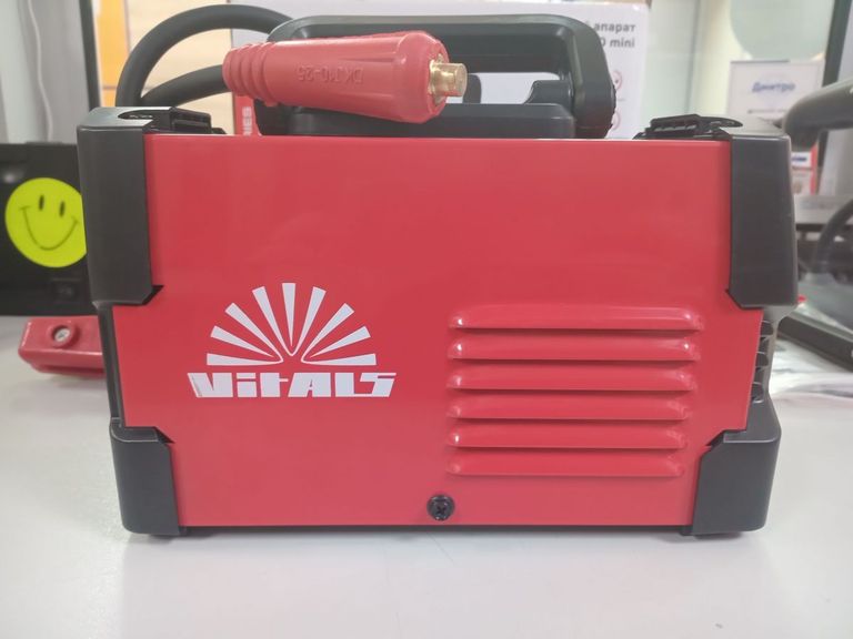 Купити Vitals MMA-1400h LCD mini (237594) Б/У