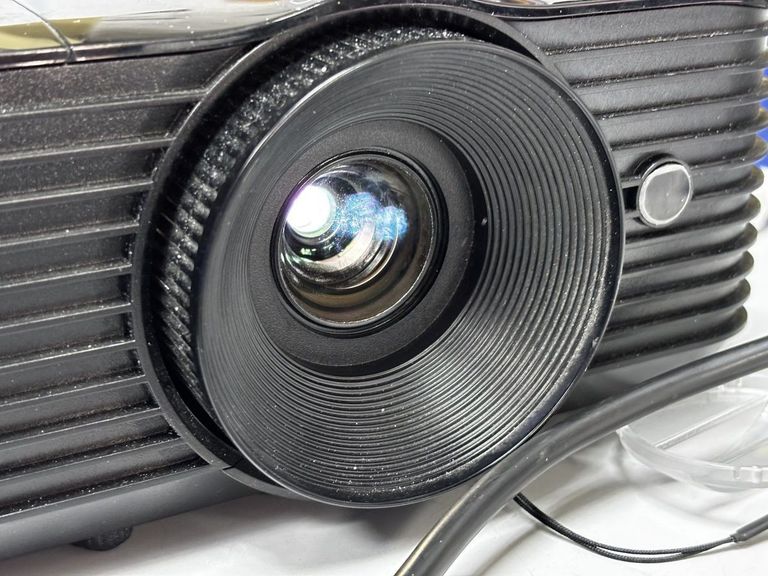 Дешиво Acer x138wh с ломбарда