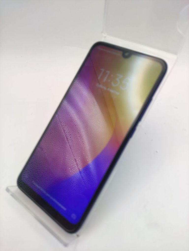 Дешево Xiaomi Redmi 7 3/32GB Black з ломбарду