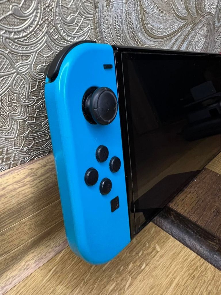 Оголошення Nintendo Switch OLED (HEG-001) Б/У