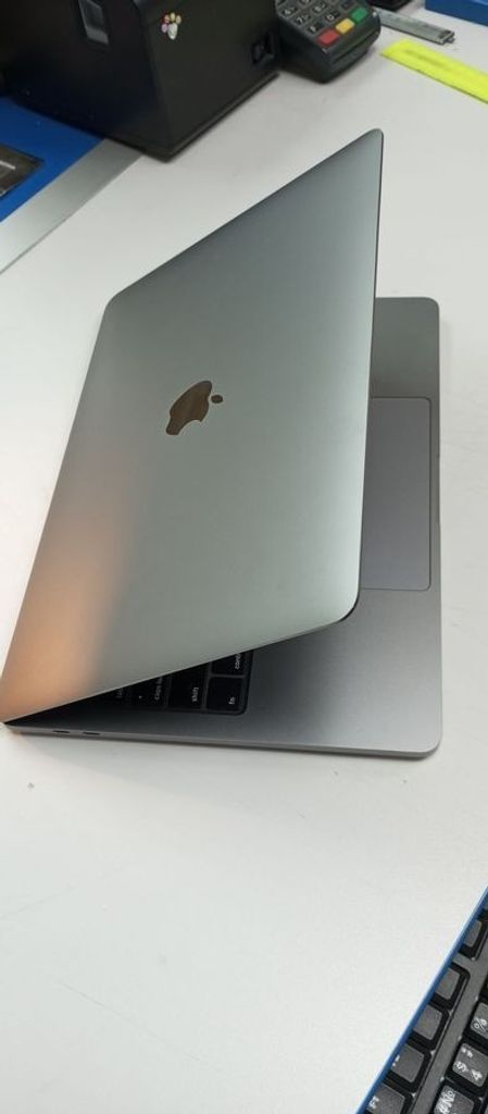 Распродажа Apple macbook pro a2251 13,3"/ core i5 2,0ghz/ram16gb/ssd500gb/intel iris graphics, продавец Техноскарб