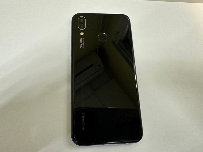 Розпродаж Huawei p20 lite 4/64gb, продавець Техноскарб