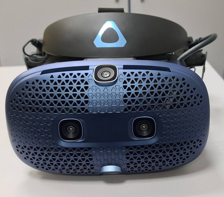 Купити HTC Vive Cosmos (99HARL011-00, 99HARL027-00) Б/У