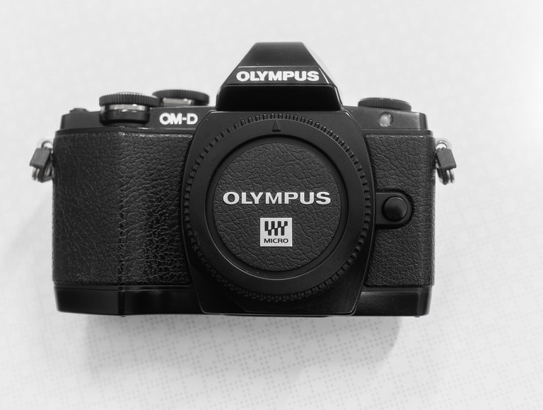 Купити Olympus OM-D E-M10 body Б/У