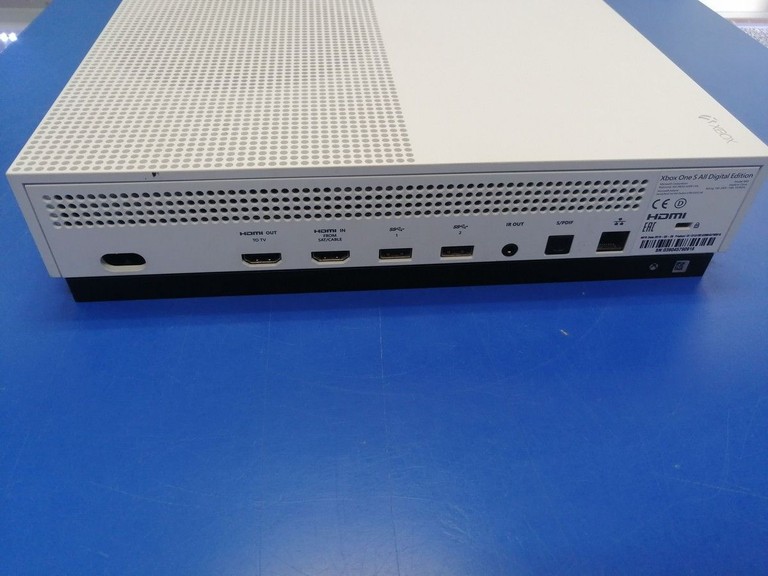 Розпродаж Microsoft Xbox One S 1TB, продавець Техноскарб