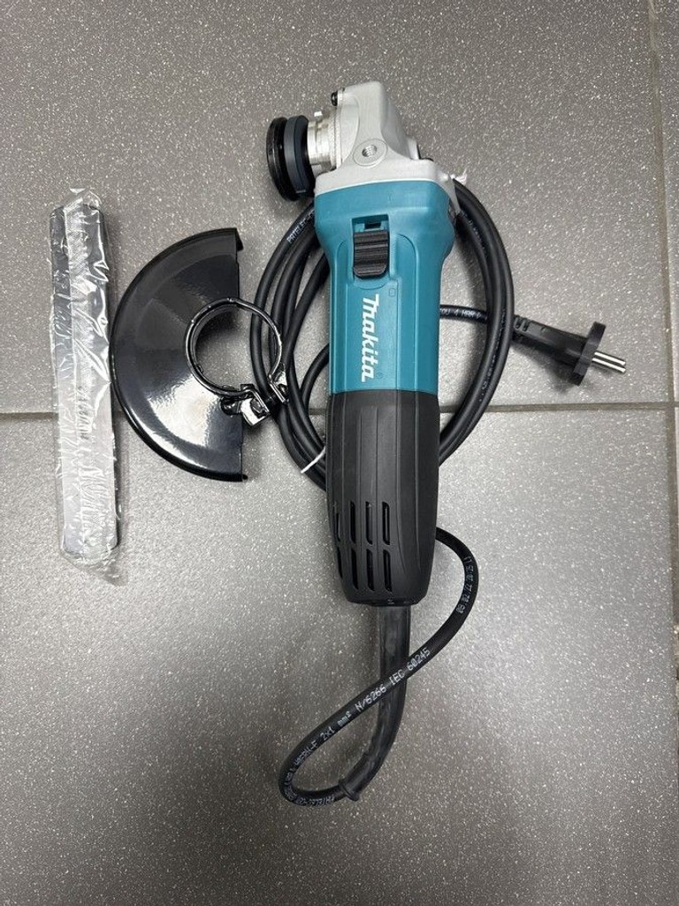 Купити Makita GA5030R Б/У