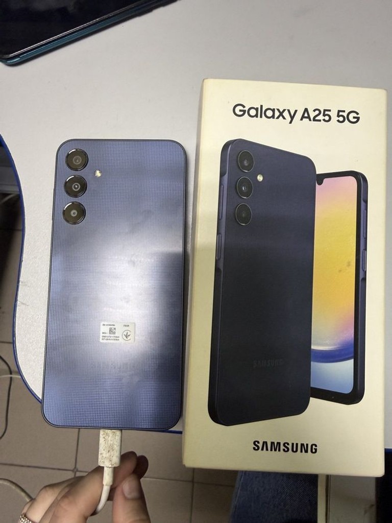 Оголошення Samsung galaxy a25 5g 8/256gb sm-a256b/dsn Б/У
