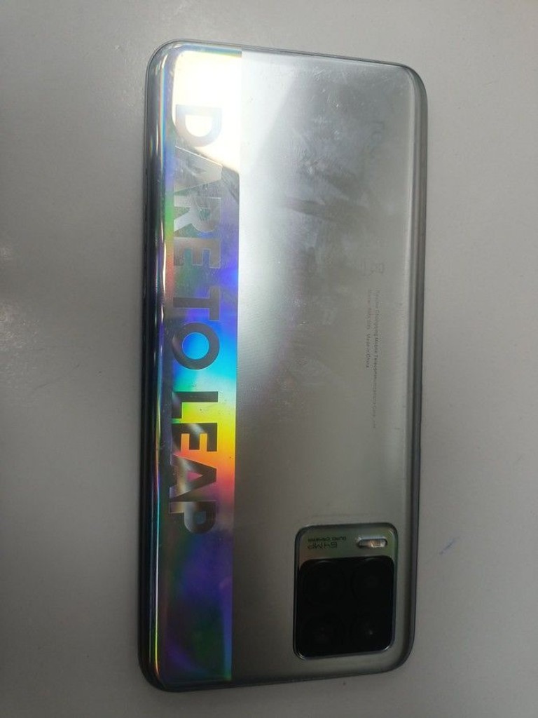 Дешево Realme 8 6/128gb з ломбарду