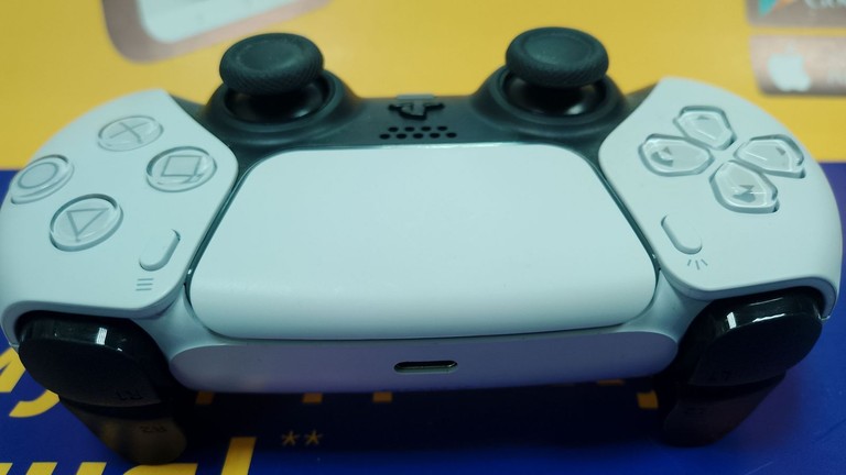 Sony PlayStation 5 Slim Digital Edition 825GB White (1000040658) Код:01-200900511. Зображення 11
