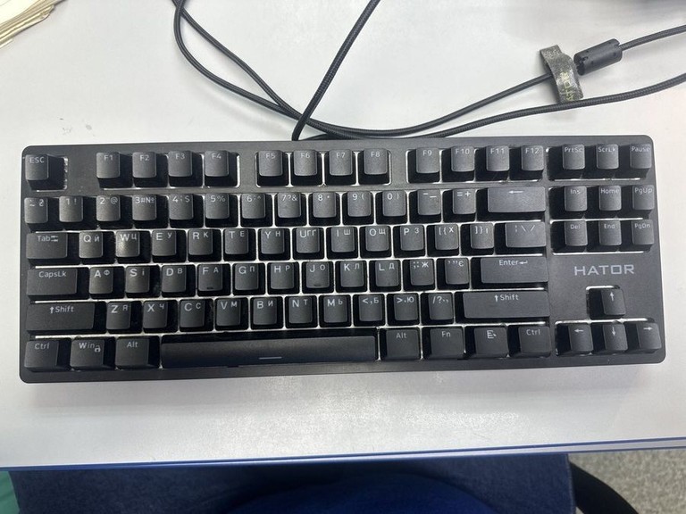 Купить Hator rockfall 2 mecha tkl Б/У