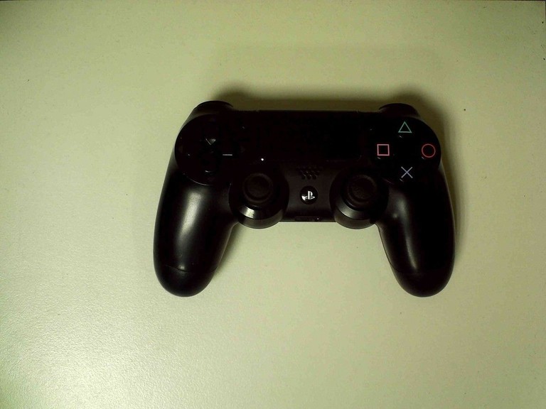 Купити Sony dualshock 4 Б/У