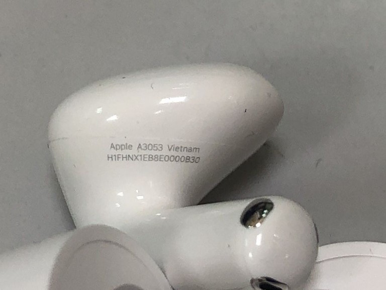 Дешево Apple airpods 4 з ломбарду