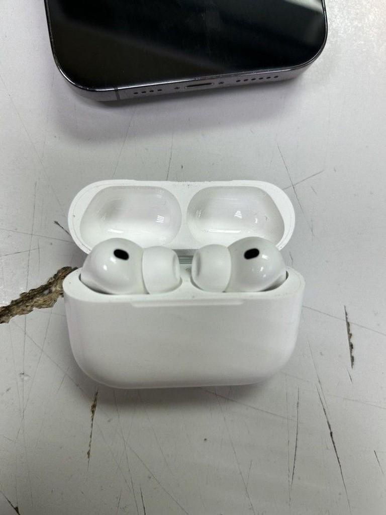 Купити AirPods Pro 3 Б/У