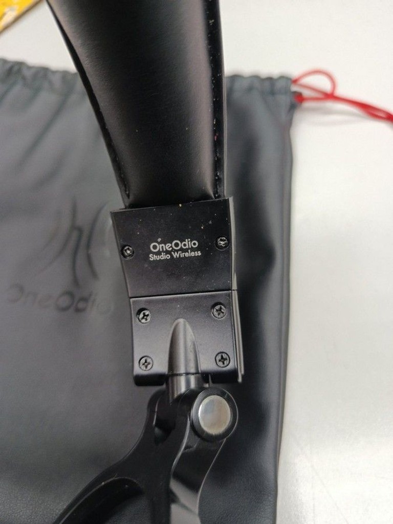 Дешиво Oneodio studio wireless с ломбарда