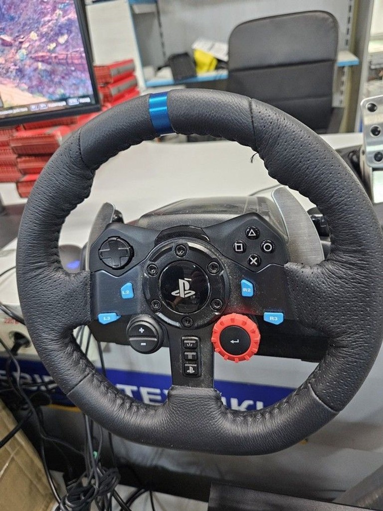 Дешиво Logitech g29 driving force racing wheel / 941-000110, 941-000112 с ломбарда