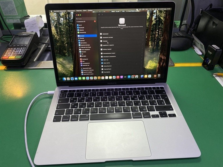 Розпродаж Apple macbook air 13" 2020 a2179 core i3 1,1ghz/ram8gb/ssd256gb/intel iris plus graphics, продавець Техноскарб