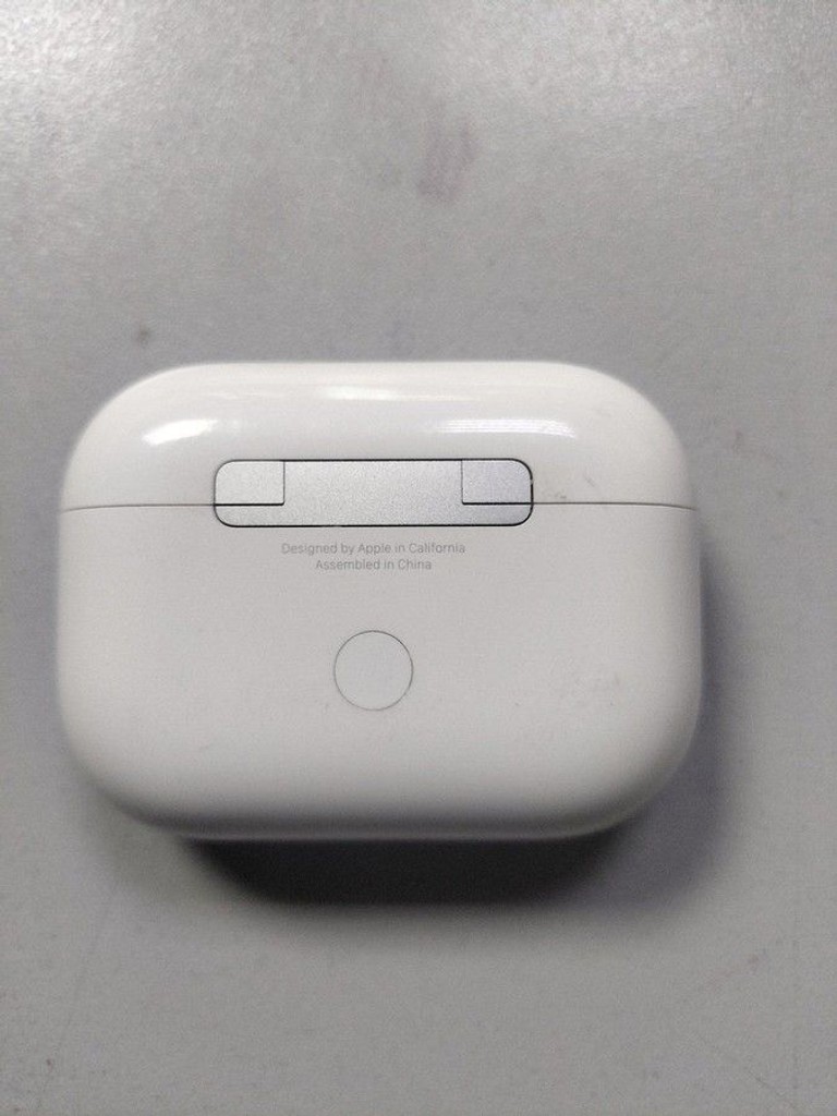Apple airpods pro 2nd generation with magsafe charging case usb-c Код:01-201021272. Изображение 6