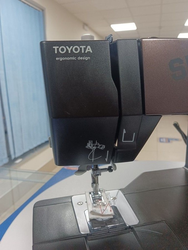 Дешиво Toyota super j34 с ломбарда