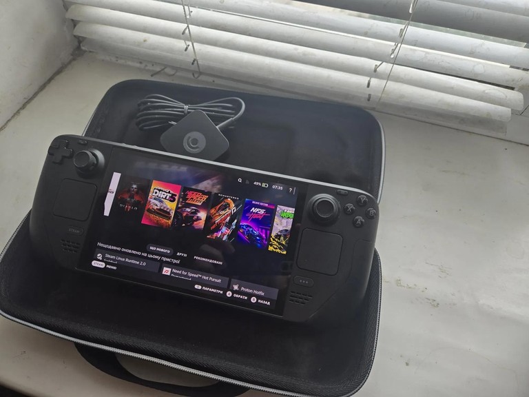 Купити Valve Steam Deck OLED 512 GB Б/У