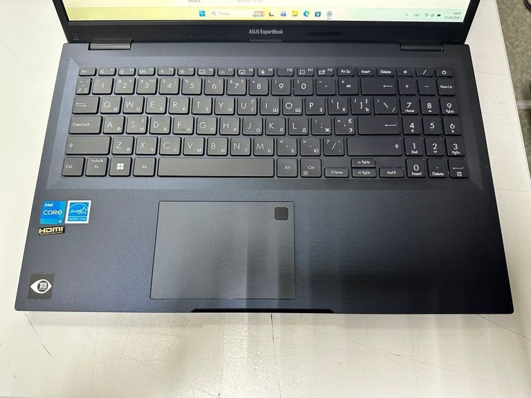 Дешево Asus 15/core i3-1215u ddr5/8gb ddr4/hdd *відсутній/ssd 256 gb/*інтегрована з ломбарду